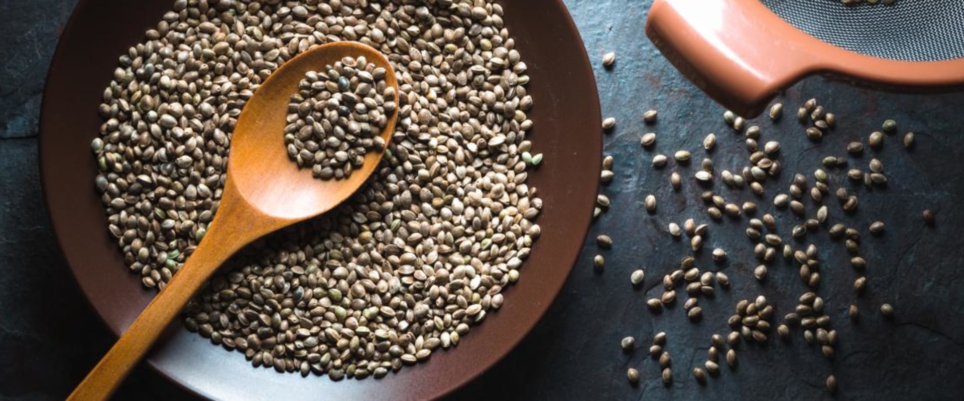 The Difference Between Hemp Seeds and Hemp Hearts